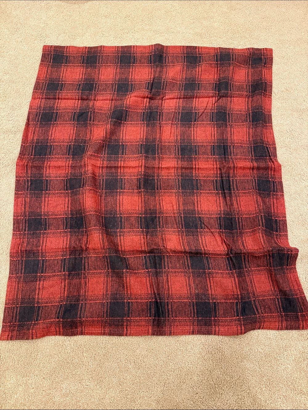 Patterned Wool Blanket Throw in Rust, Black & Cream - Picture 3 of 10